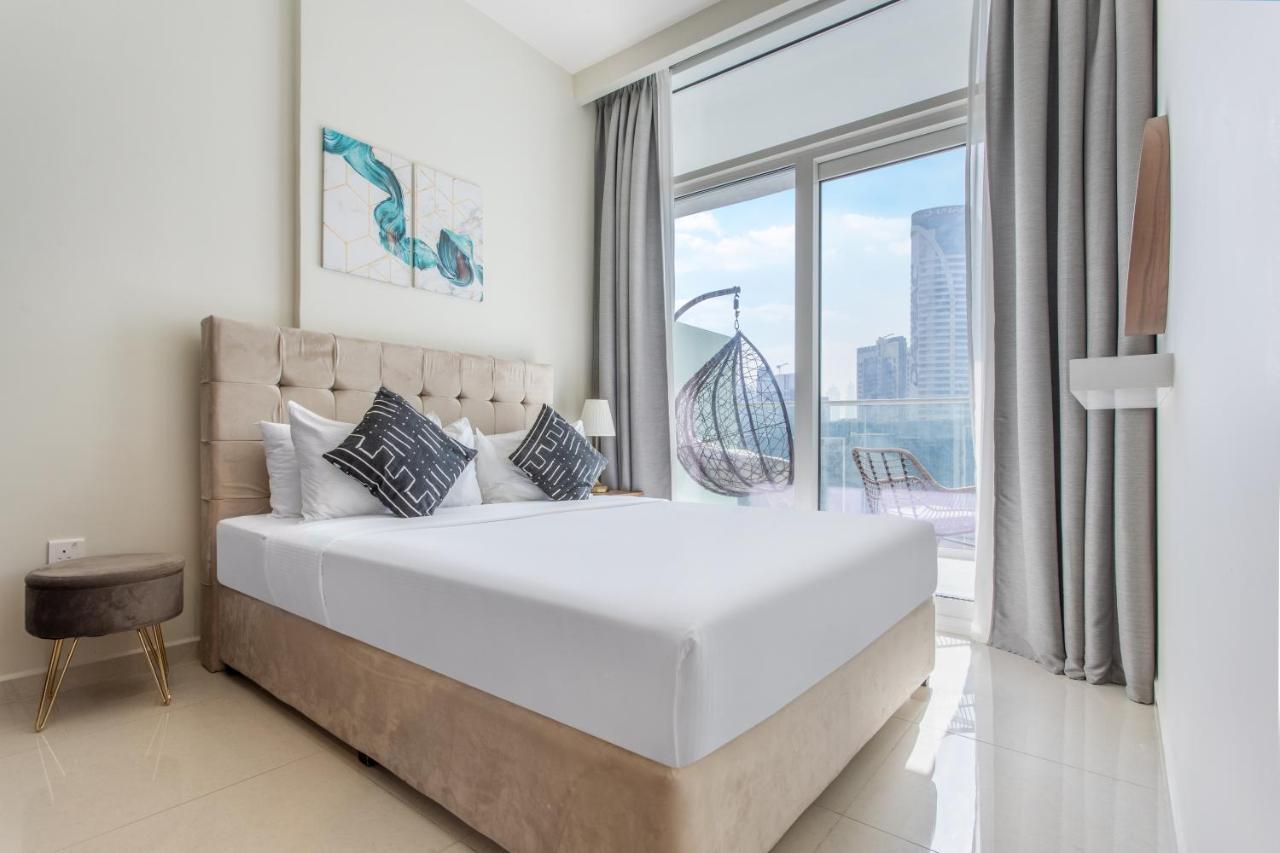 דובאי Reva Residences - One Bedroom Apartment By The S Holiday Homes מראה חיצוני תמונה