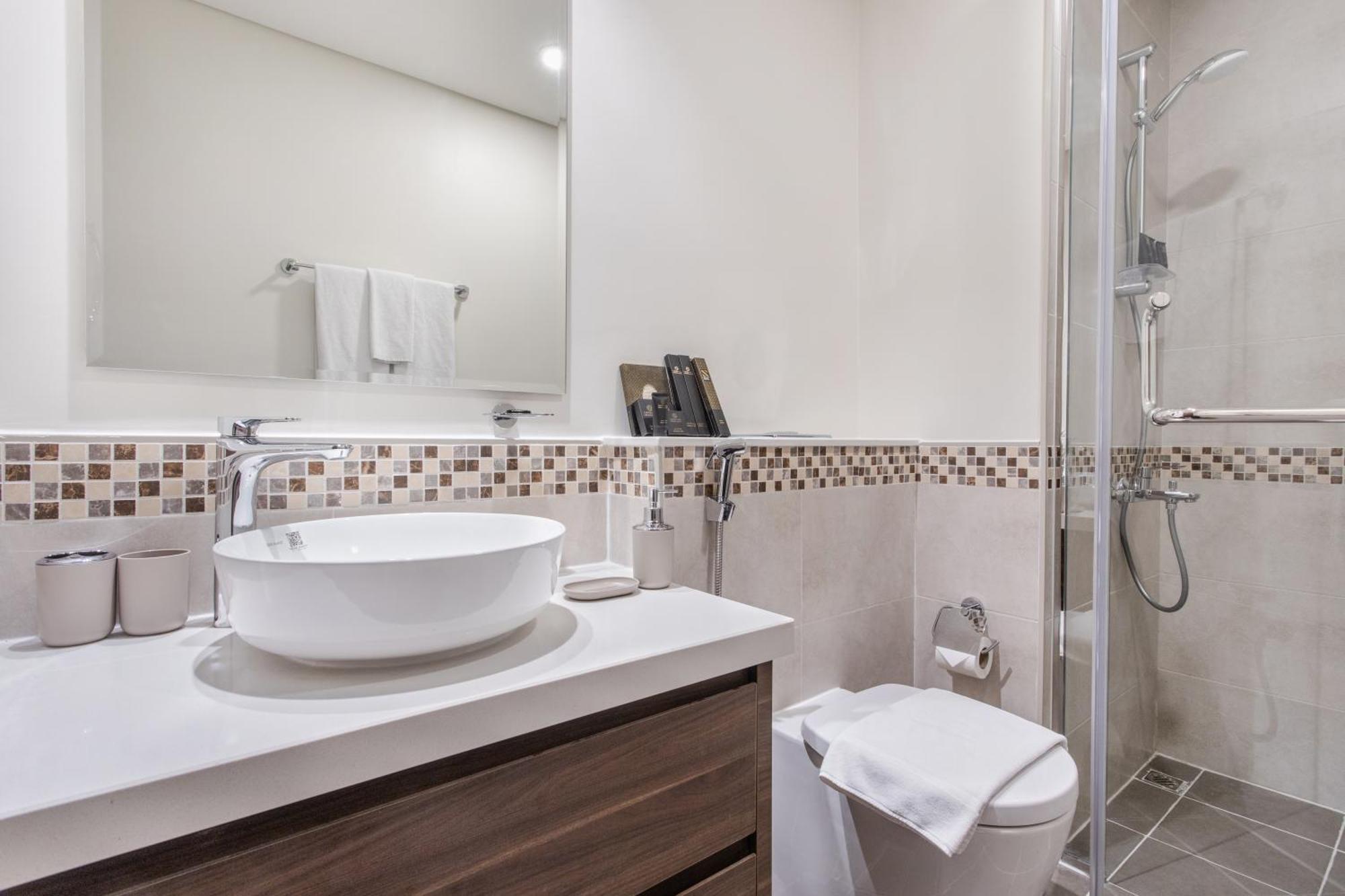 דובאי Reva Residences - One Bedroom Apartment By The S Holiday Homes מראה חיצוני תמונה